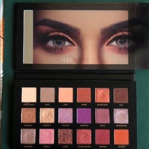 huda beauty desert dusk palette